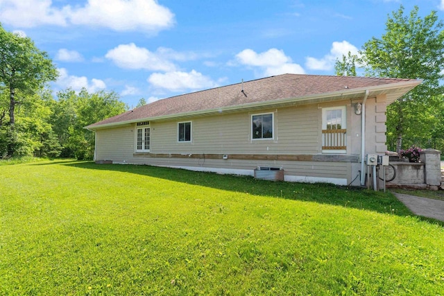 3287 E Old Highway 105, Superior, WI 54880 - back of property with a lawn