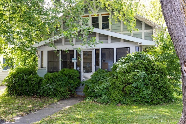 863 Jackson St, Oshkosh, WI 54901 - view of front of house