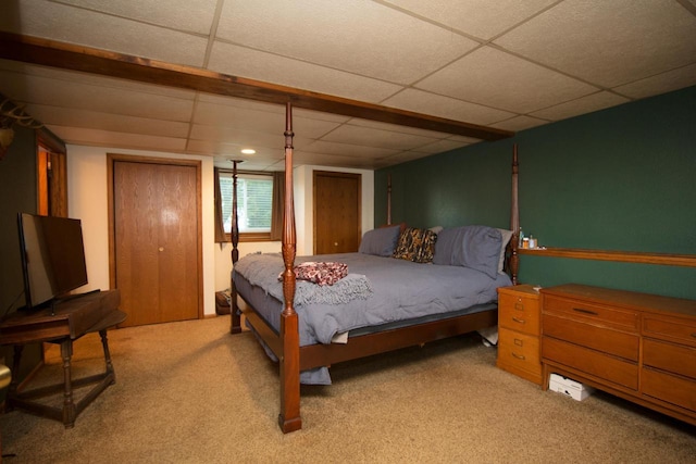 123 Westgate Dr, Iron Ridge, WI 53035 - bedroom featuring light colored carpet, a paneled ceiling, and recessed lighting
