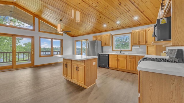 N3923 Sunny Slope Ave, Cascade, WI 53011 - kitchen featuring black appliances, light wood finished floors, a kitchen island, light countertops, and wood ceiling