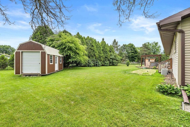 222531 Azalea Rd, Wausau, WI 54401 - view of grassy yard featuring a shed