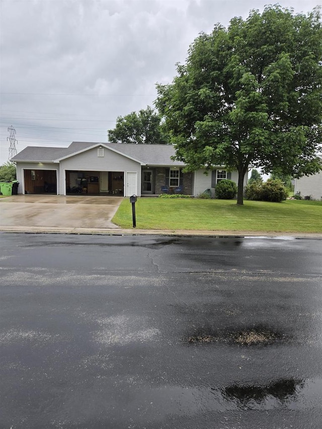 W5355 Linden Hill Dr, Appleton, WI 54915 - ranch-style house with an attached garage, driveway, and a front lawn