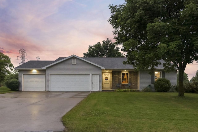 W5355 Linden Hill Dr, Appleton, WI 54915 - single story home with a garage, a front lawn, and driveway