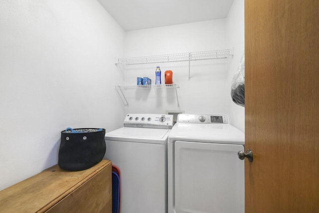 W5355 Linden Hill Dr, Appleton, WI 54915 - laundry room with separate washer and dryer