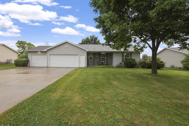 W5355 Linden Hill Dr, Appleton, WI 54915 - ranch-style home featuring a garage, driveway, and a front lawn
