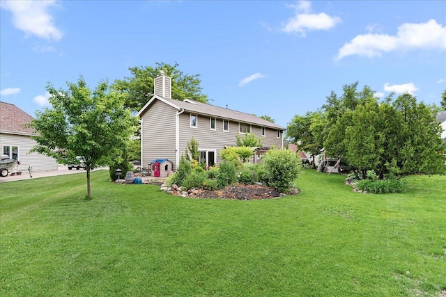 1021 Aspen Pl, West Bend, WI 53095 - view of green lawn