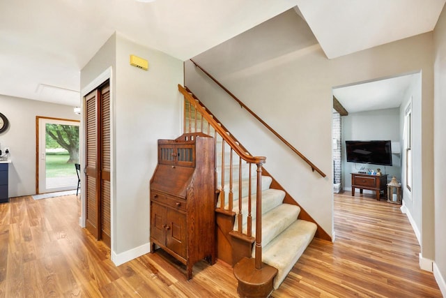 W365N7134 Mcmahon Rd, Oconomowoc, WI 53066 - staircase with wood finished floors