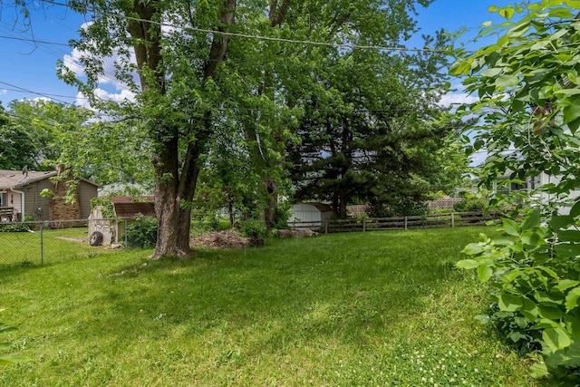 1422 S Burchard Ave, Freeport, IL 61032 - fenced backyard with a shed