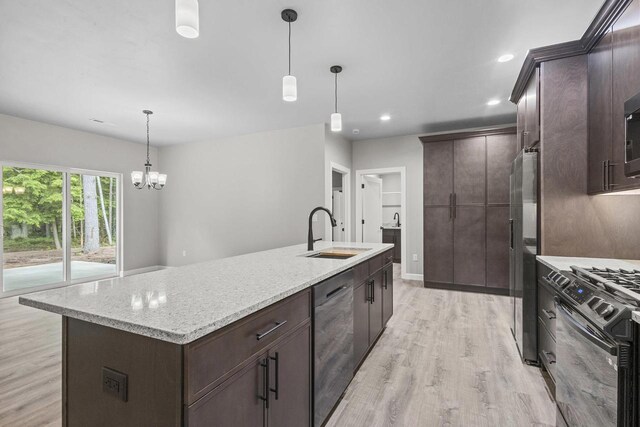W1407 Rolling Hills Ln, Marinette, WI 54143