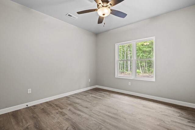 W1407 Rolling Hills Ln, Marinette, WI 54143