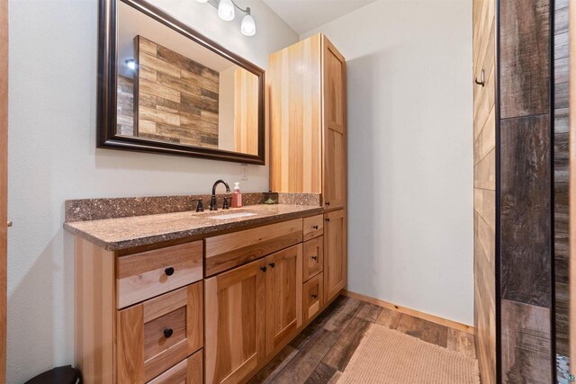 4304 E Leggate Rd, Superior, WI 54880 - bathroom with wood finished floors and vanity
