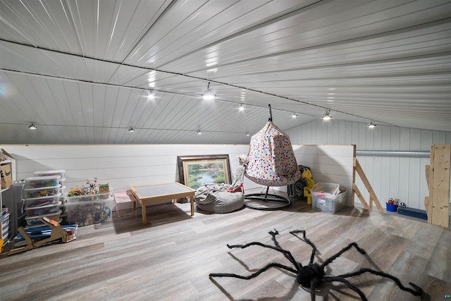 4304 E Leggate Rd, Superior, WI 54880 - rec room featuring wood finished floors and vaulted ceiling