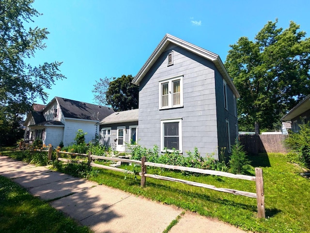 225 Caledonia St, La Crosse, WI 54603 - view of traditional-style home