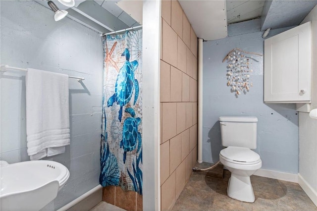 110 1st Ave, Balsam Lake, WI 54810 - bathroom with toilet and curtained shower