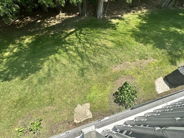 266 Victorian Village Dr Unit 226, Elkhart Lake, WI 53020 - view of green lawn
