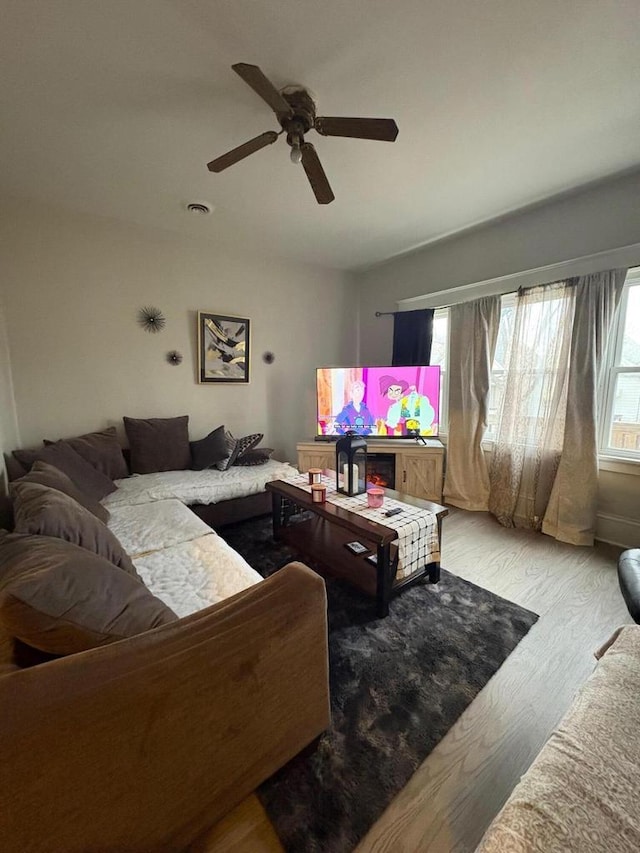 2341 S 12th St, Milwaukee, WI 53215 - living room with ceiling fan and wood finished floors