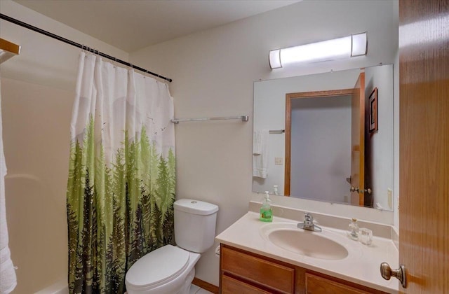 4205 Monarch Ct, Middleton, WI 53562 - full bath featuring vanity and toilet