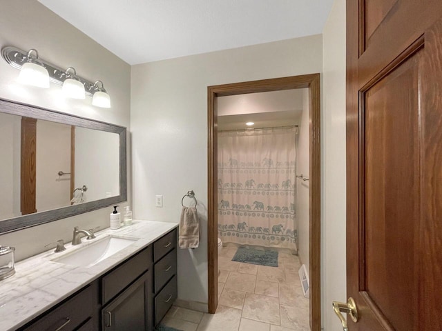 2307 W Willow Creek Ln, Sheboygan, WI 53083 - full bath with vanity and curtained shower