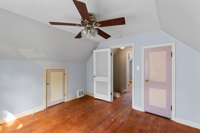 4467 S Nicholson Ave, Saint Francis, WI 53235 - bonus room featuring vaulted ceiling, hardwood / wood-style flooring, and ceiling fan