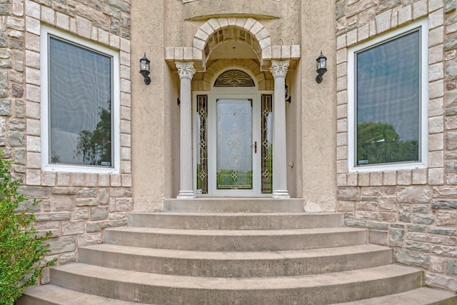 1626 Fox Hollow Ln, Cedarburg, WI 53012 - property entrance with stone siding