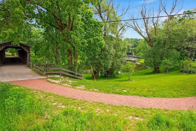 1626 Fox Hollow Ln, Cedarburg, WI 53012 - view of property's community featuring a yard