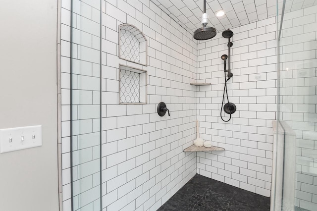 N69W29753 Ridgeview Ct, Hartland, WI 53029 - bathroom featuring a tile shower