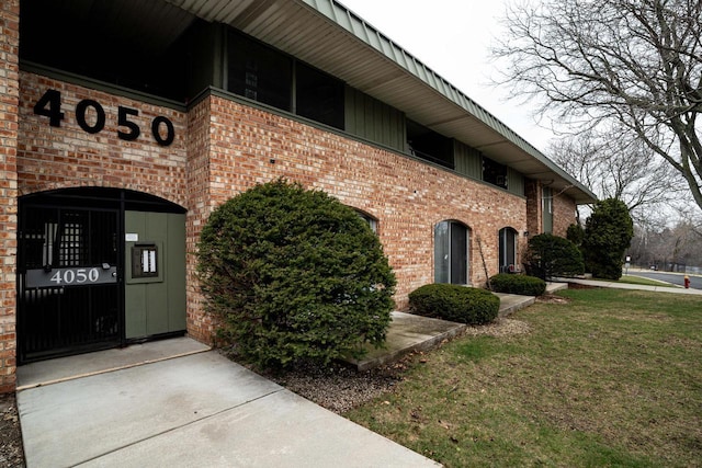 4050 W Rivers Edge Cir Unit 25, Brown Deer, WI 53209 - view of building exterior