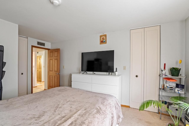 4050 W Rivers Edge Cir Unit 25, Brown Deer, WI 53209 - bedroom featuring light colored carpet and a closet