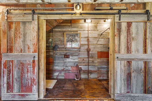 W1511 County Rd Hh, Fremont, WI 54940 - detailed view of a barn door and wood walls
