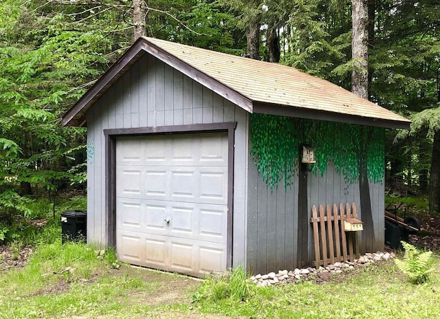 W15036 Poachers Run Ln, Athelstane, WI 54101 - view of detached garage