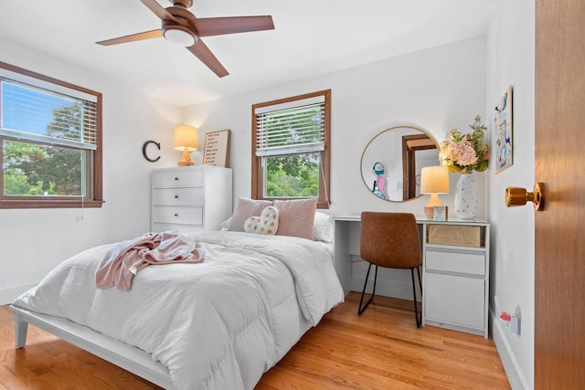 625 N Winnebago St, De Pere, WI 54115 - bedroom featuring light wood-style flooring and ceiling fan