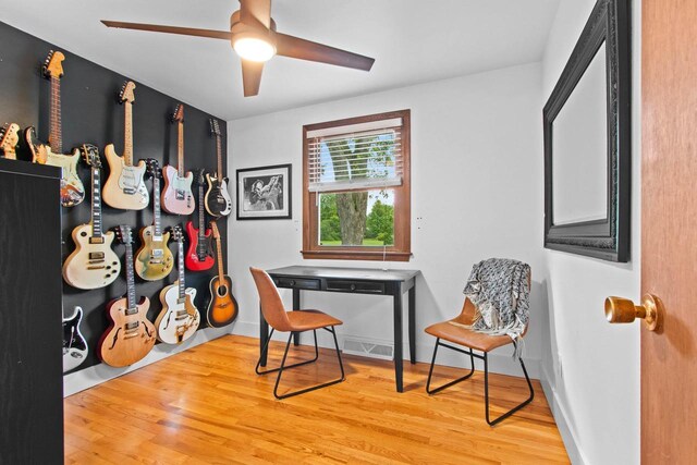 625 N Winnebago St, De Pere, WI 54115 - living area with a ceiling fan and wood finished floors