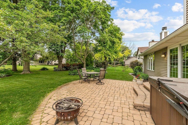 2939 W Roselawn Dr, Appleton, WI 54914 - view of patio with outdoor dining space