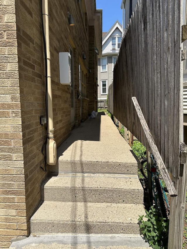 304 W Wilson St, Madison, WI 53703 - view of stairs