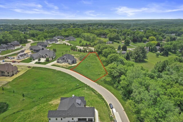 W275S3617 Payne Stewart Ct, Waukesha, WI 53189