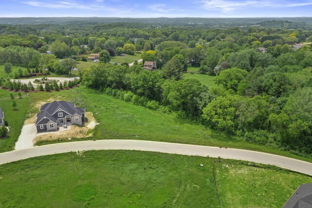 W275S3617 Payne Stewart Ct, Waukesha, WI 53189