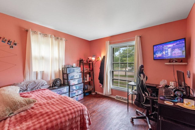 248 E Norport Dr, Port Washington, WI 53074 - bedroom with wood finished floors and an office area