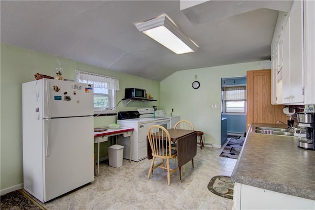 S13360 County Road B, Eleva, WI 54738