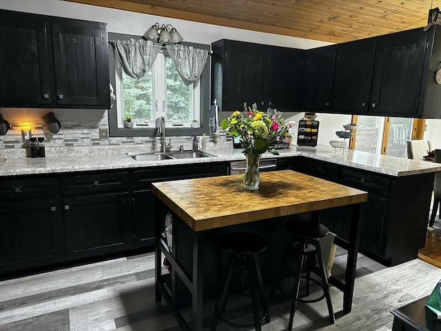 1914 Hollow Cir, West Bend, WI 53090