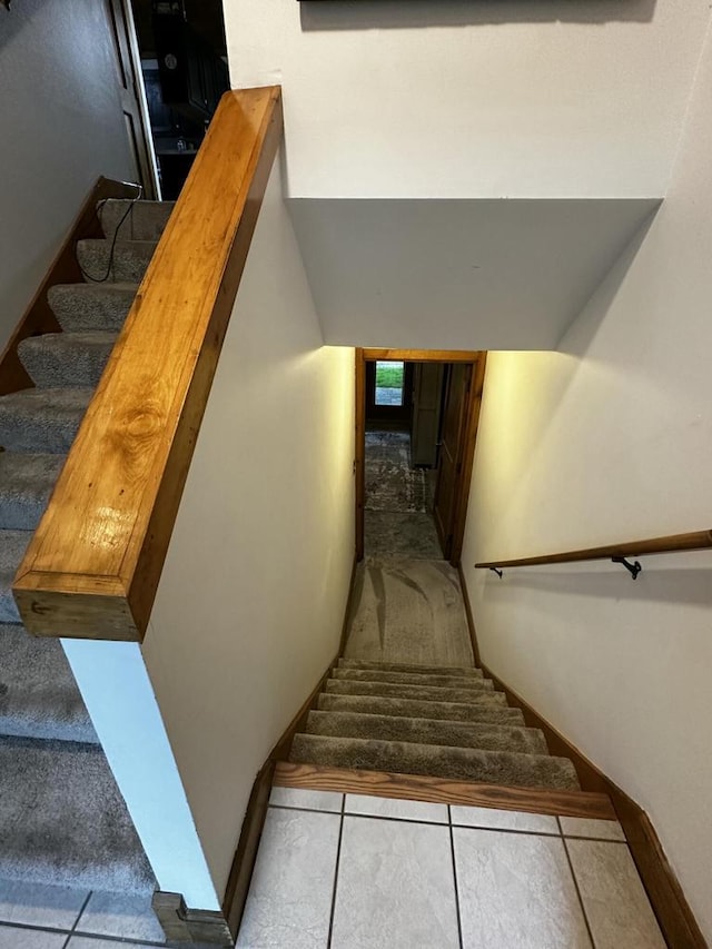 1914 Hollow Cir, West Bend, WI 53090