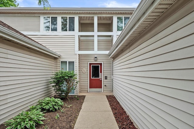 847 W Puetz Rd, Oak Creek, WI 53154 - entrance to property