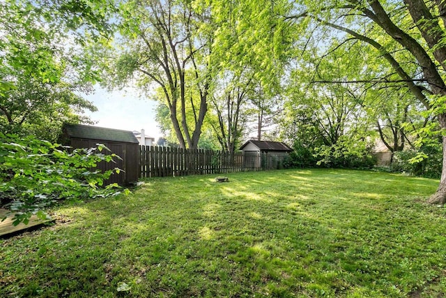 102 Crab Apple Ct, Appleton, WI 54914 - view of fenced backyard
