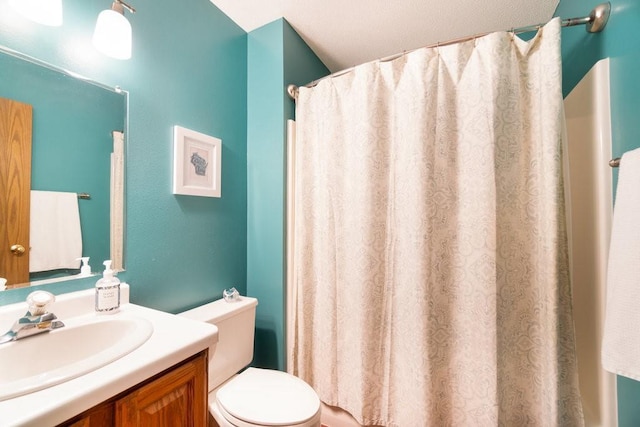4129 Birch Crest Ln, Eau Claire, WI 54701 - bathroom with vanity and a shower with shower curtain