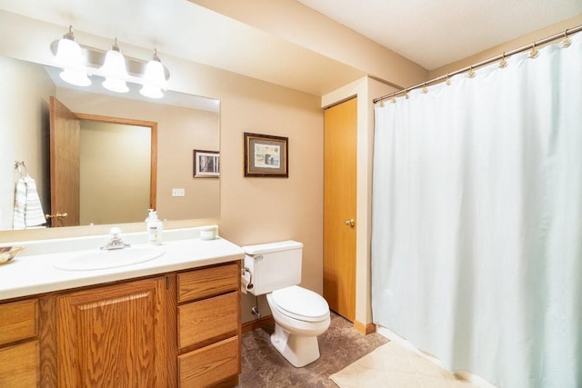 4129 Birch Crest Ln, Eau Claire, WI 54701 - full bathroom featuring vanity and curtained shower