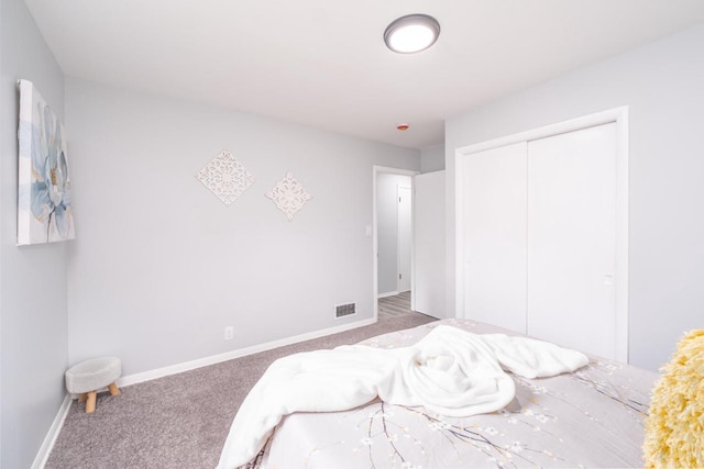 11114 8th Ave, Pleasant Prairie, WI 53158 - carpeted bedroom with baseboards and a closet