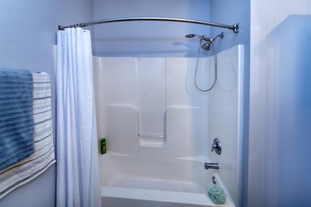 N165W20576 Berry Patch Rd Unit 702, Jackson, WI 53037 - full bathroom with shower / tub combo