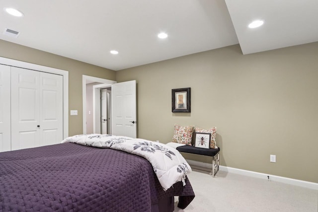 16885 Lake Rd Unit A, Brookfield, WI 53005 - bedroom featuring light colored carpet, recessed lighting, and a closet