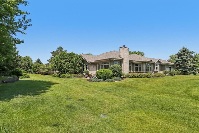 16885 Lake Rd Unit A, Brookfield, WI 53005 - view of grassy yard