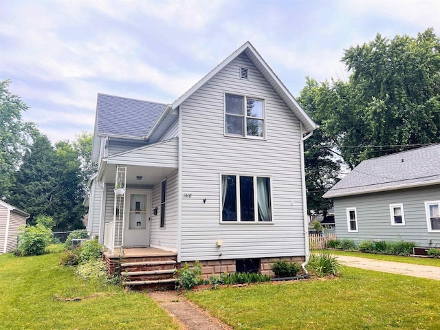 1418 W Washington St, Appleton, WI 54914 - view of traditional-style home