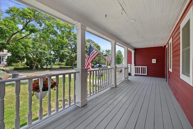513 61st St, Kenosha, WI 53143 - porch with a lawn